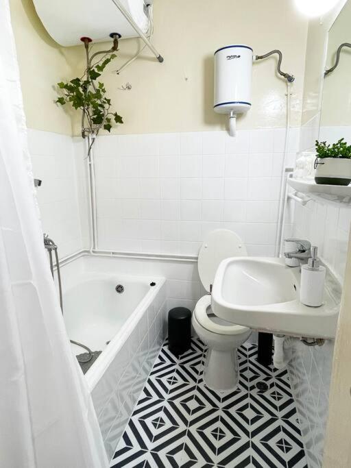 Cute And Quiet Apartment In The Center Of Athènes Extérieur photo